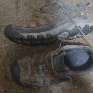 Keen hiking and work shoe